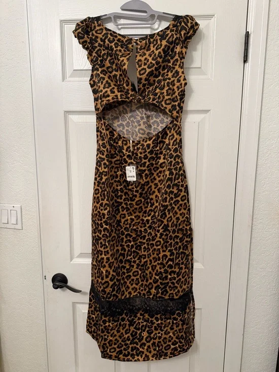 Free People Leopard Print Slip Dress with Black Lace Trim - Picture 8 of 9